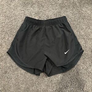 Nike dri-fit black running shorts size xs
